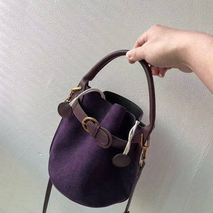 Velora – Lila Beuteltasche
