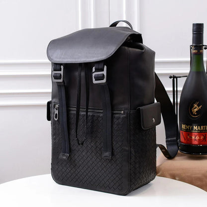 Mochila trenzada de cuero