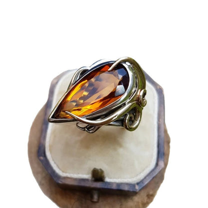 Retro Kreativer Knospen-Design Damenring