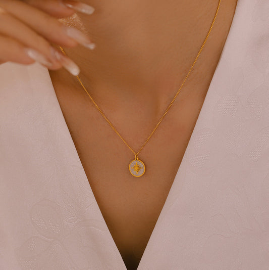 Vintage XINGX Water Shell Round Plate Pendant Necklace Titanium Steel 18K Gold Plated Clavicle Chain