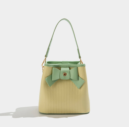 Bolso de cuero con personalidad