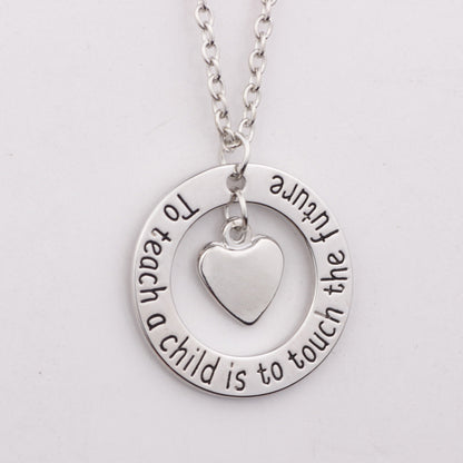 Collar con colgante de dije