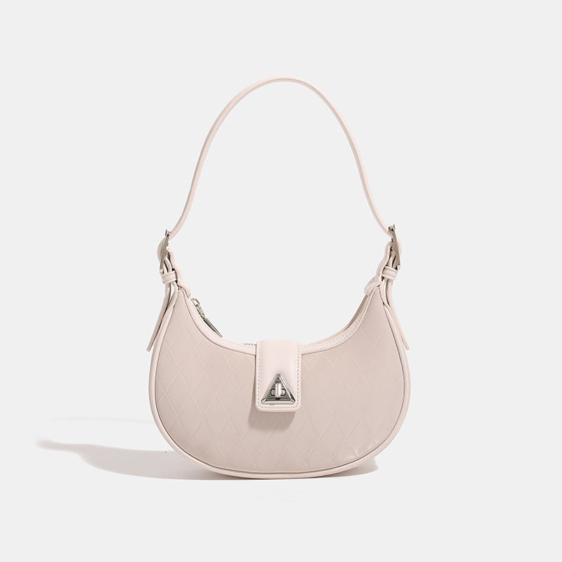 Contour Chic Saddle Bag