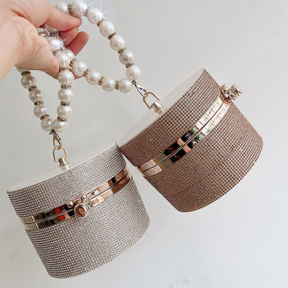 Clutch de fiesta acrílico con diamantes
