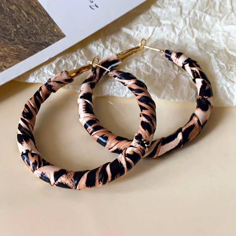 Resin Round Leopard Ear Clip Vintage Unique Earrings