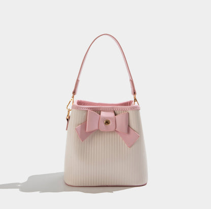 Bolso de cuero con personalidad