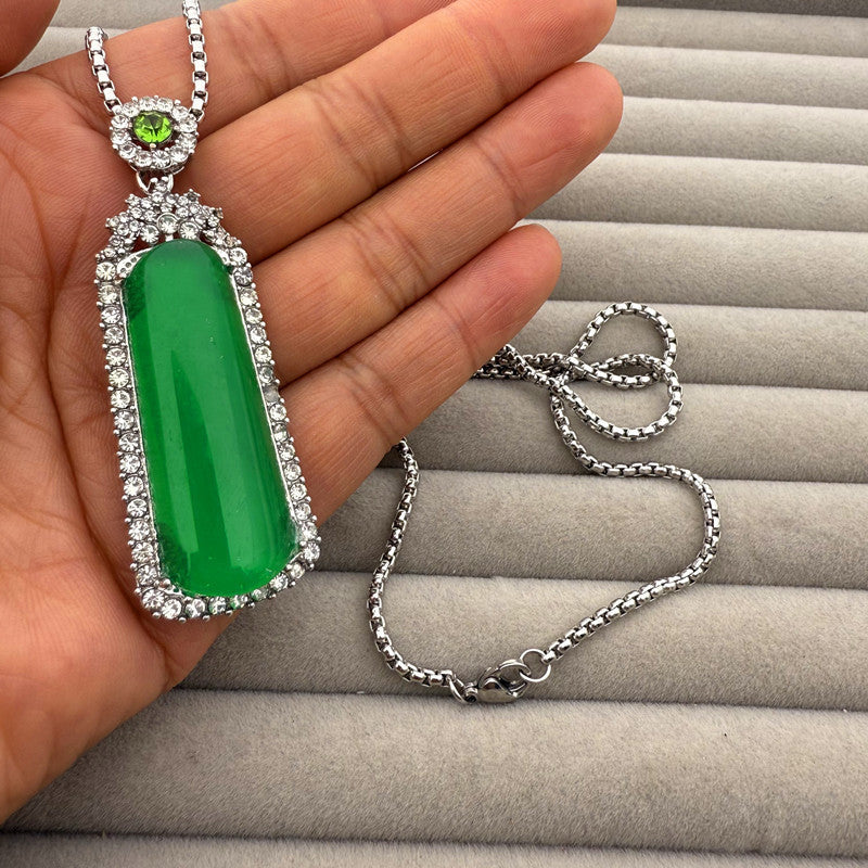 Artificial Chalcedony Lucky Pendant Pendant Emerald Green Safety-blessing Card Necklace Temperament