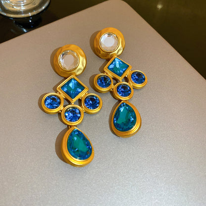 Pendientes redondos con borlas de concha y diseño de flores, ligeros, de lujo y de gran sentido.