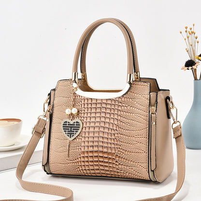 Bolso bandolera de moda a juego