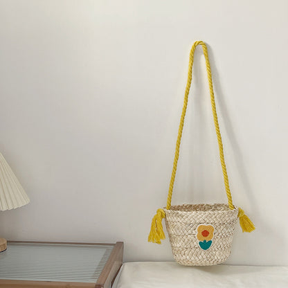 Bolso bandolera infantil de punto hecho a mano con paja
