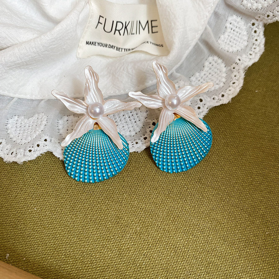 Flower Pattern Shell Tassel Round Earrings Light Luxury High Sense