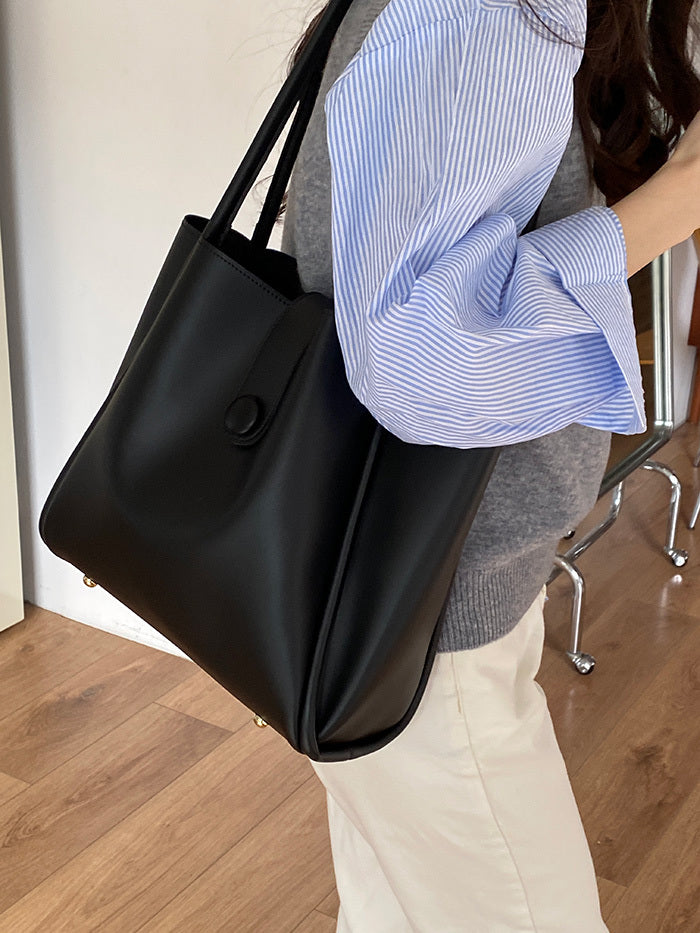 HighStreet Retro Tote