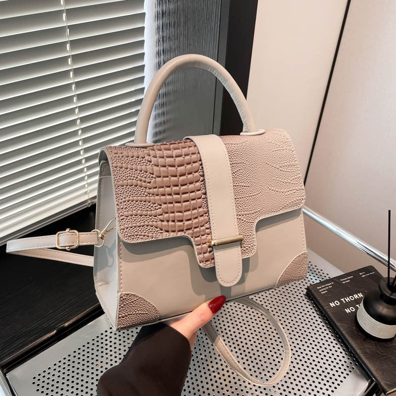 Eterna Chic Crossbody