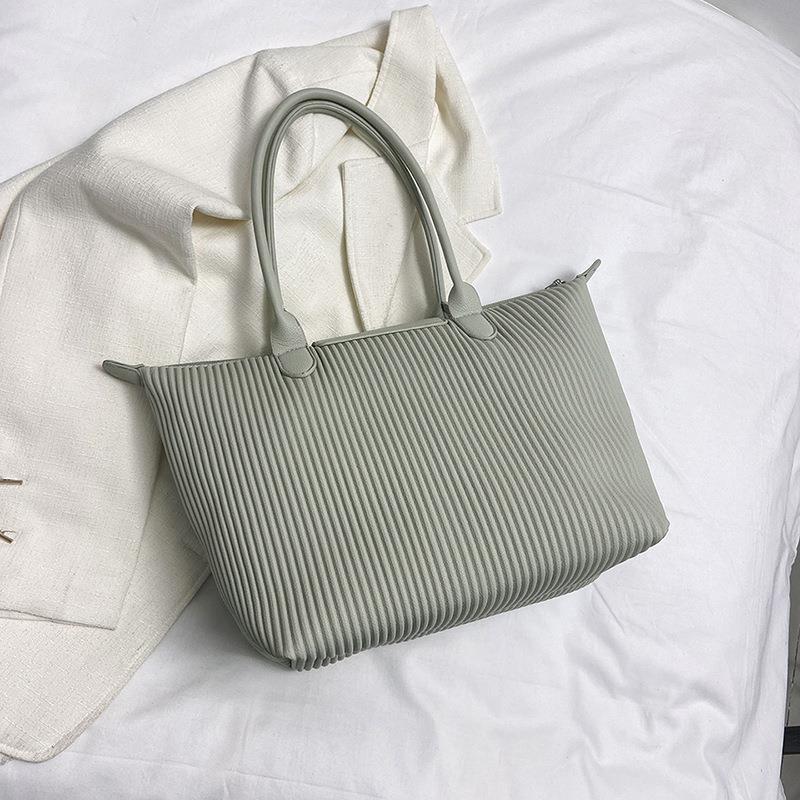 Luxe Curve Shoulder Bag