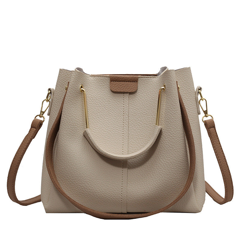 Bolso tipo cubo con textura a juego para otoño