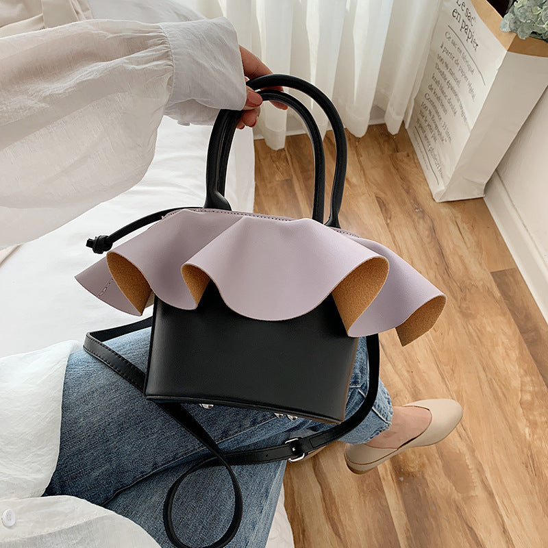 Drawstring shoulder bag