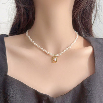 Collar de moda de lujo con entrada de temperamento de clavícula con cuentas pequeñas en forma de arroz de doble capa de nicho