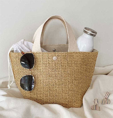 Women's beach portable straw bag