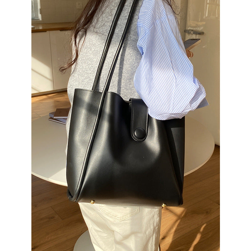 HighStreet Retro Tote