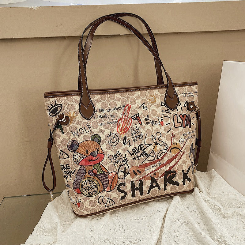 Cartoon Bear Graffiti - BAGMODA
