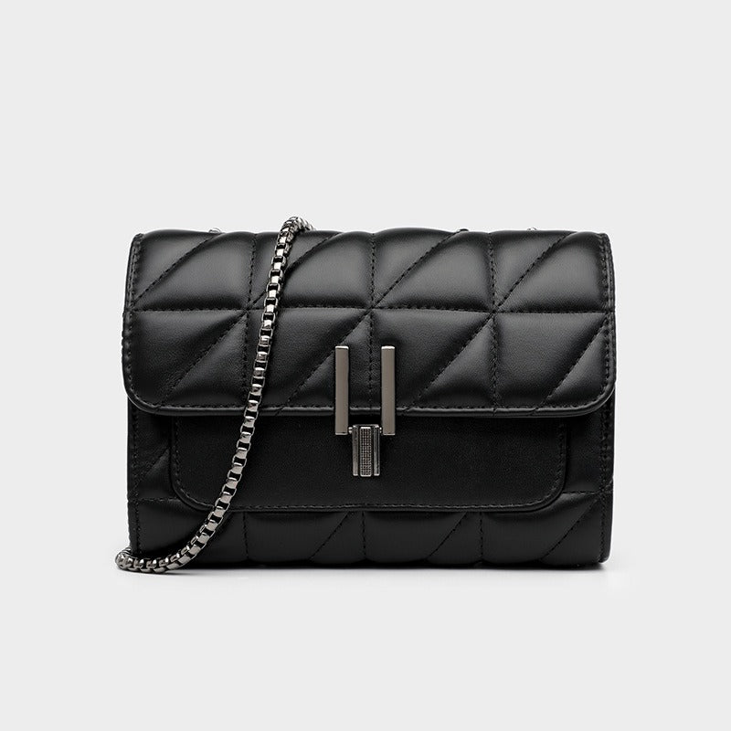 Gleam Luxe Chain Shoulder Bag
