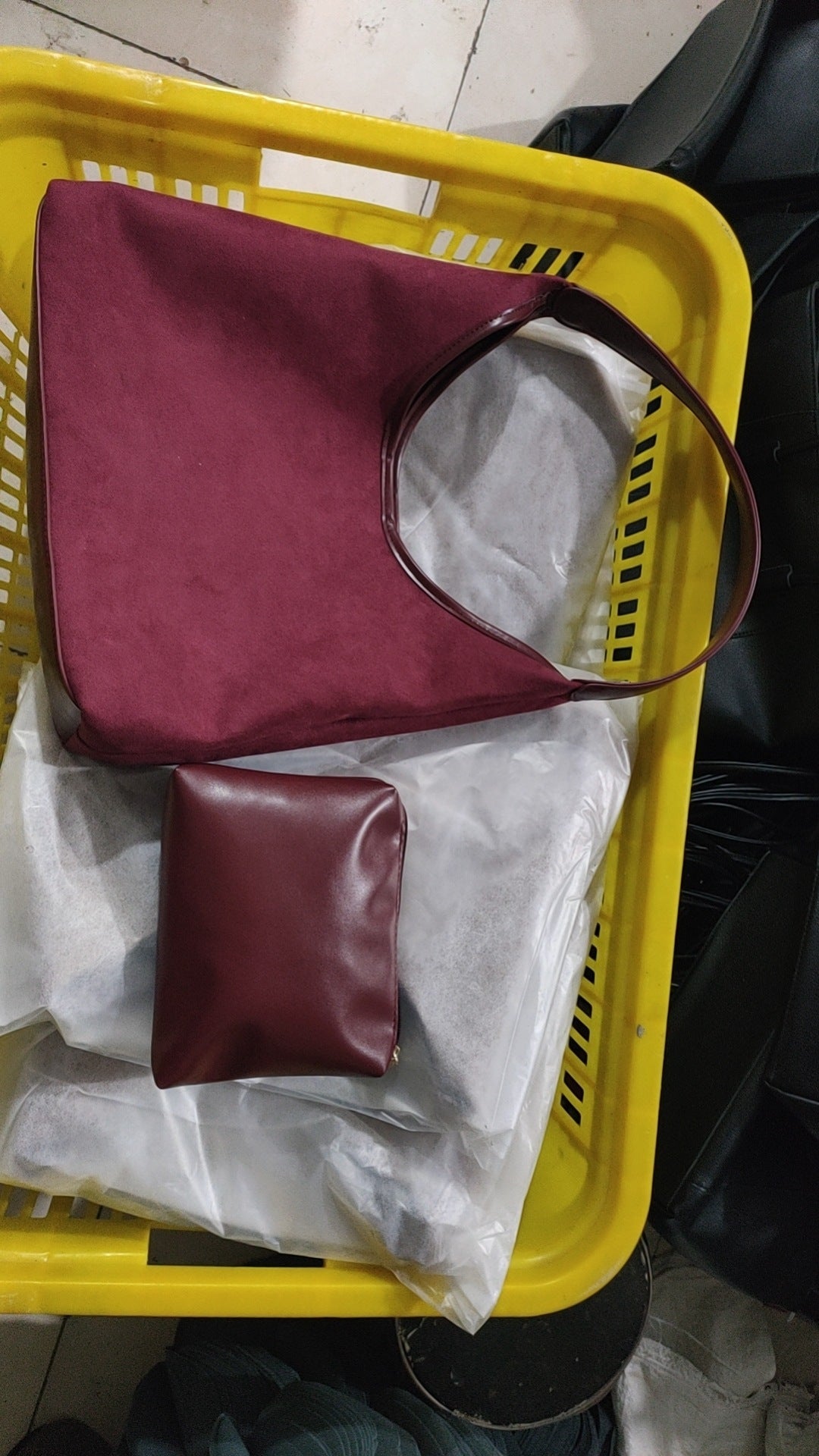 Élan Suede Tote