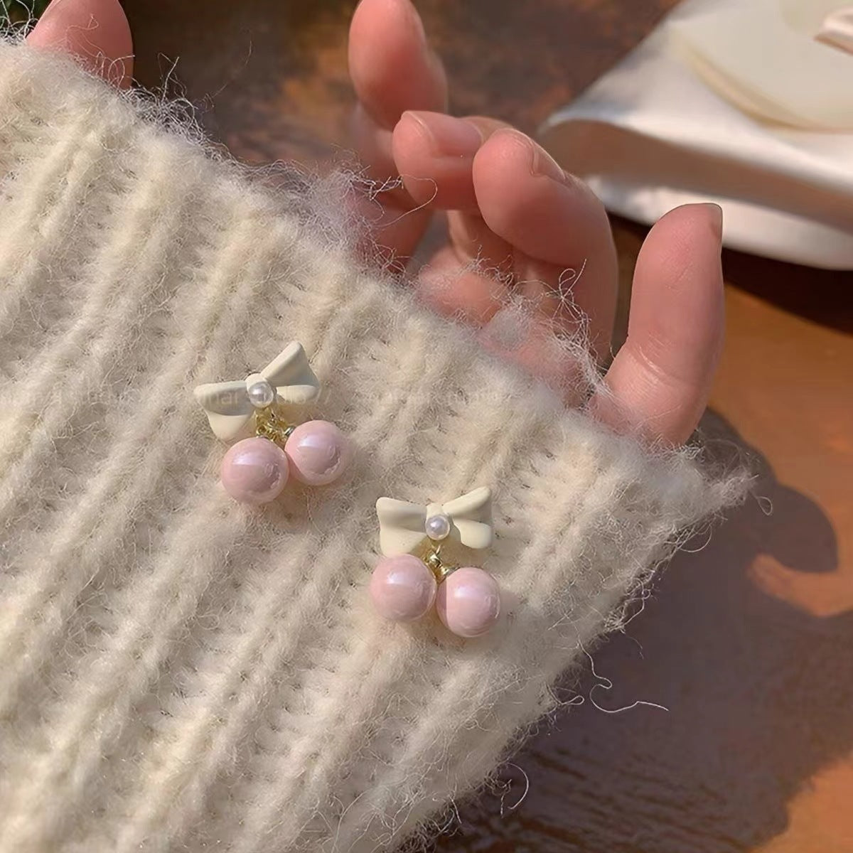 Fashion Women's Heart Pearl Bow Earrings