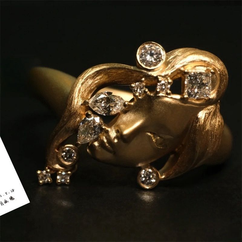 Personality Antique Portrait Creative Ring