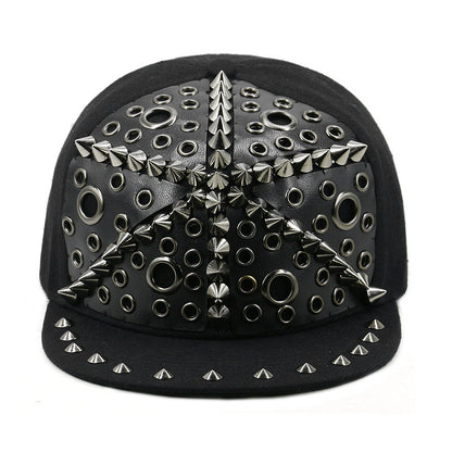 Sombrero estilo Harajuku europeo y americano con remaches de calavera cruzada