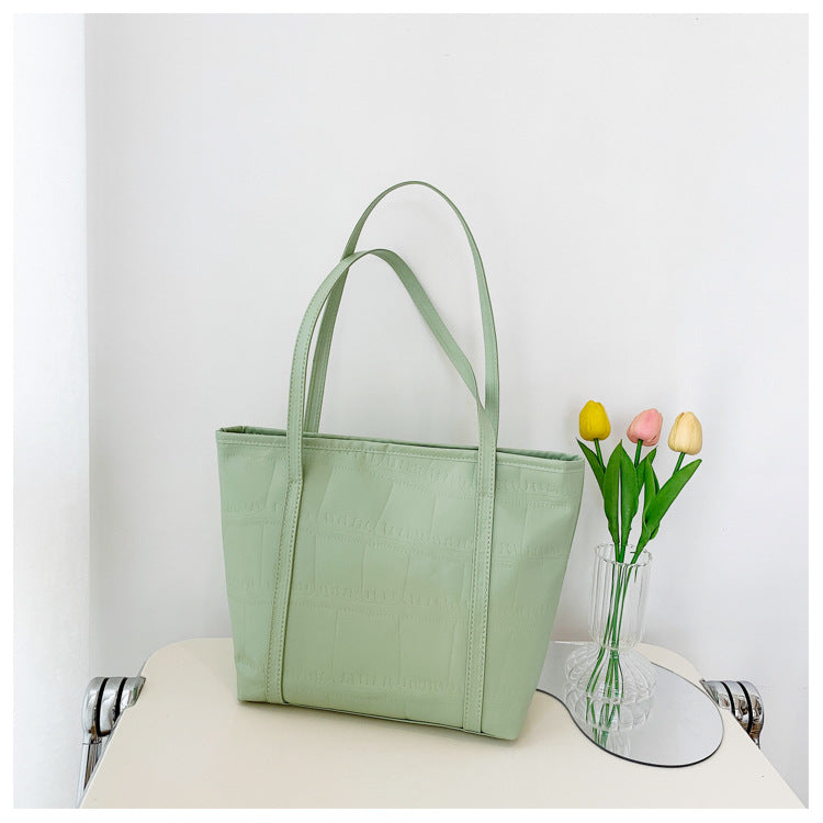 UrbanCharm LUXE Tote
