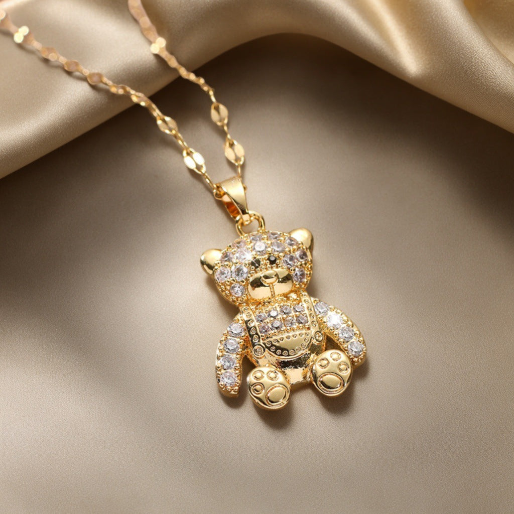 Collar de lujo con colgante de oso y circonitas