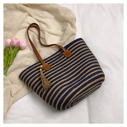 Bolso minimalista para mujer tejido en contraste de colores