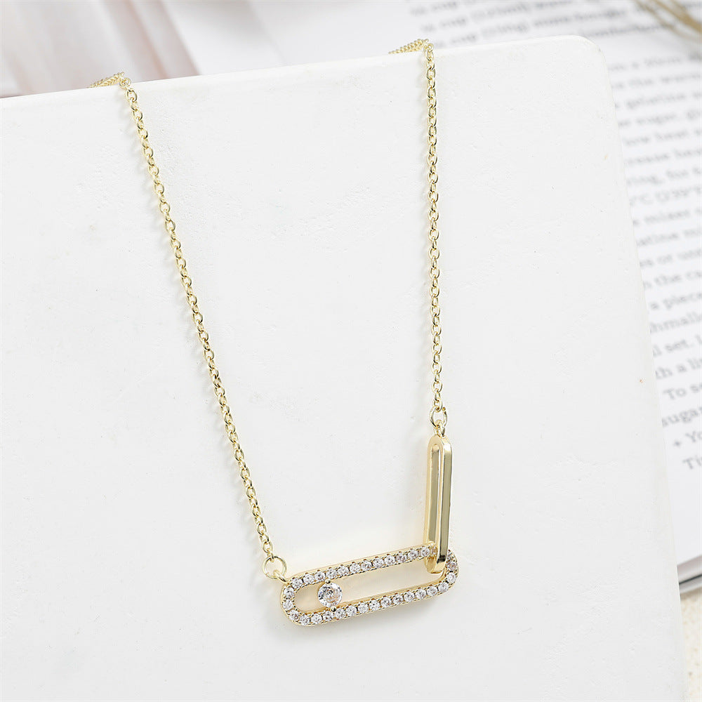 Hollow Oval Pin Necklace Women's High-grade Fashion Commuter Clavicle Chain