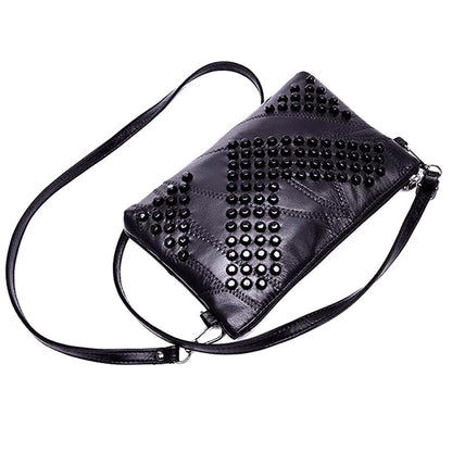 Nietenledertasche