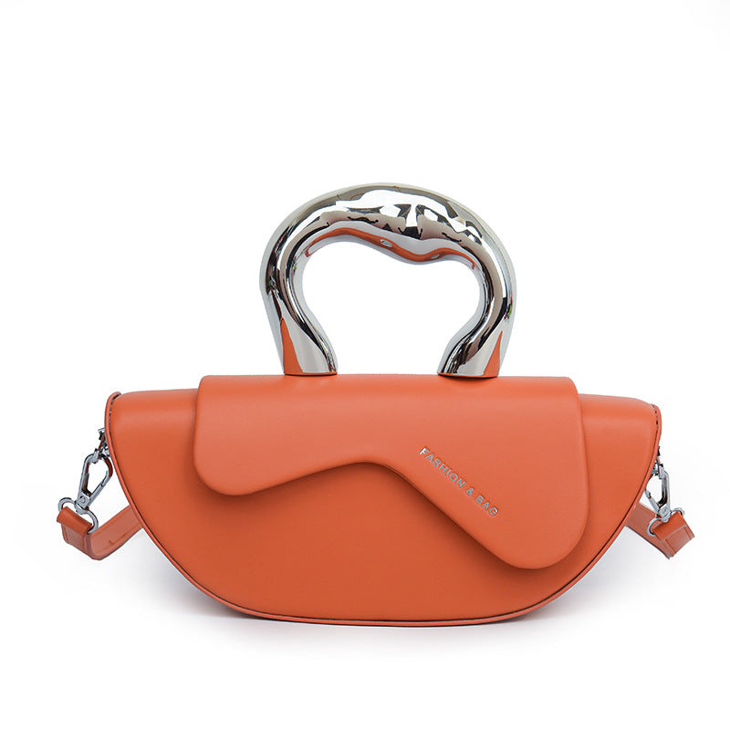 Chic Summer Sidekick Bag