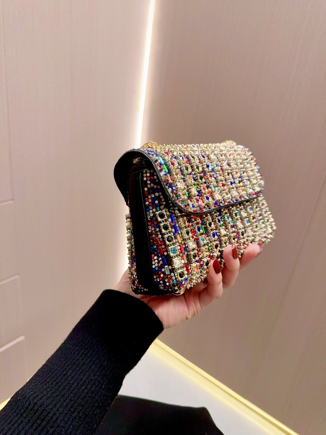 GleamGlitz Diamond Crossbody