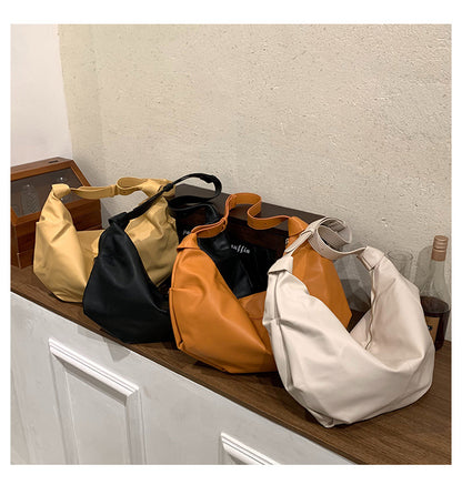 Retro Trend Crescent Tote - BAGMODA