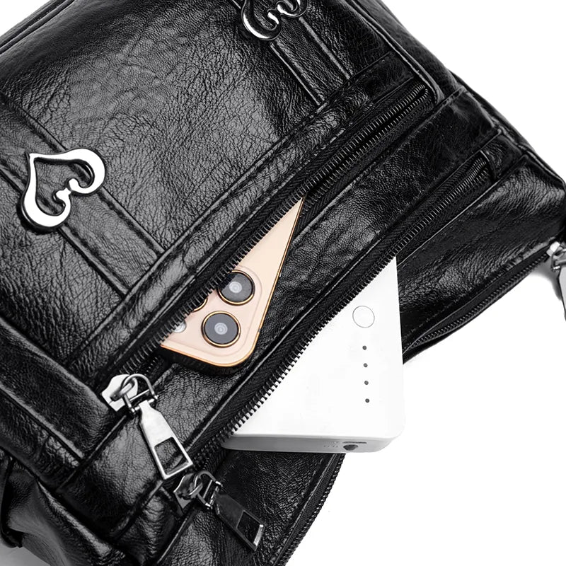 Ease Multi-Pocket Bag
