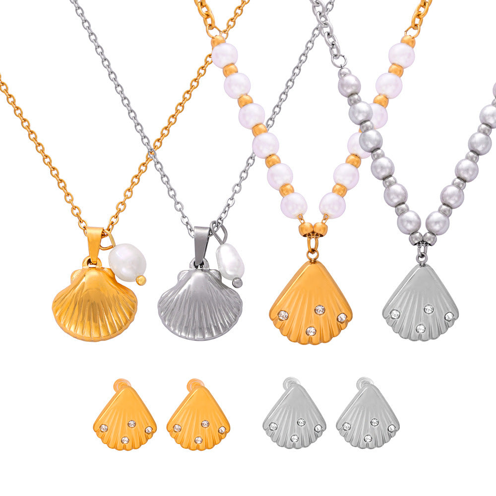 French Vintage Shell Jeweled Pendant Design Sense