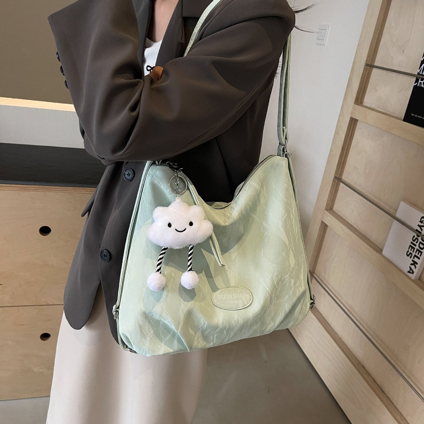 Bolso de mano sencillo y versátil de gran capacidad para mujer