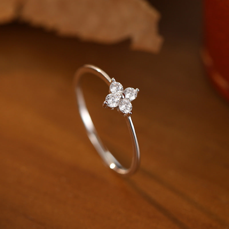 Diamond Four-leaf Clover Ring Female Gold Plated High-grade Closed Mouth