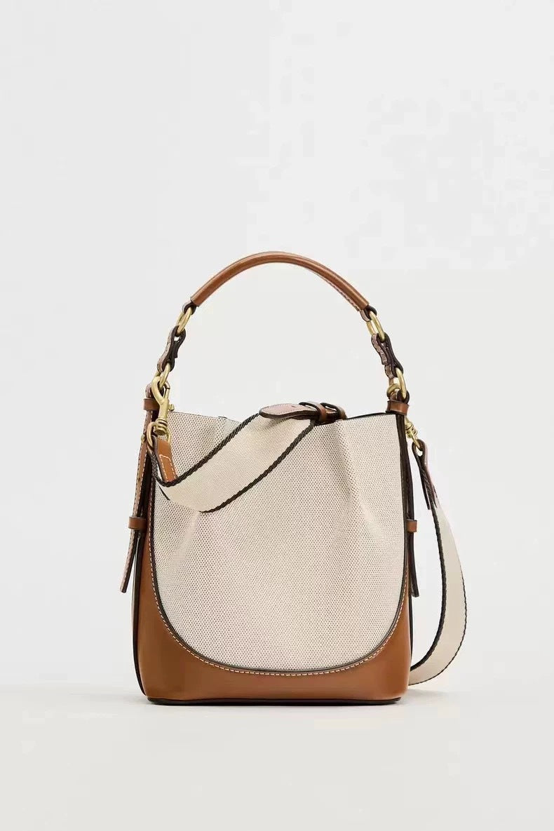 Beuteltasche aus Canvas mit Kordelzug und Kontrast