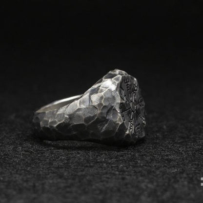 Anillo para hombre con tótem de brújula, copo de nieve y runa