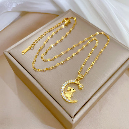 Hermoso collar de diamantes con luz de luna creciente de conejito de lujo