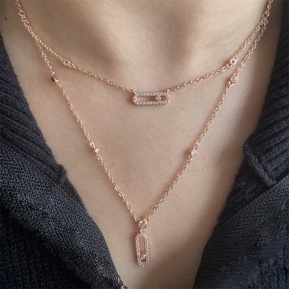 Collar con broche ovalado hueco para mujer, cadena de clavícula de alta calidad y estilo moderno.