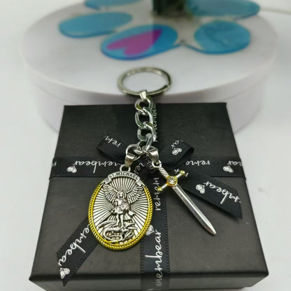 Llavero de Jesús con escudo y colgante vintage de caballero