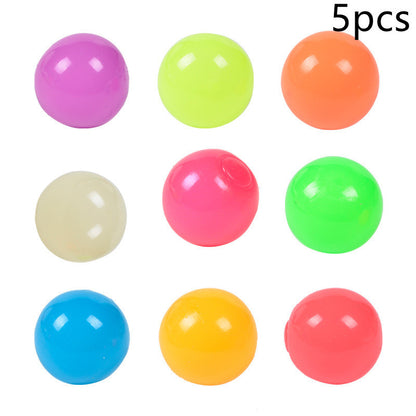 Bolas adhesivas luminosas para pared, juegos de fiesta en casa, juguetes novedosos que brillan en la oscuridad, juguete de descompresión para apretar.
