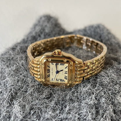 Reloj de mujer exquisito con correa de acero dorado de alta calidad