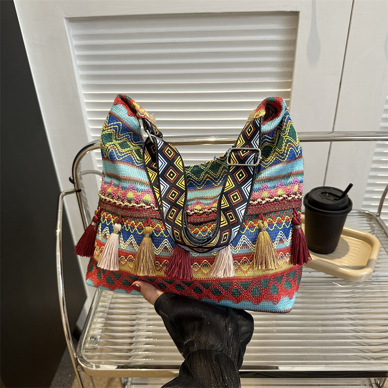 Nomadiq Retro Shoulder Bag