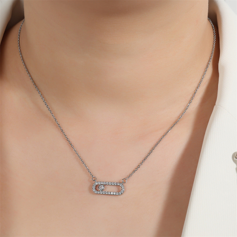 Hollow Oval Pin Necklace Women's High-grade Fashion Commuter Clavicle Chain
